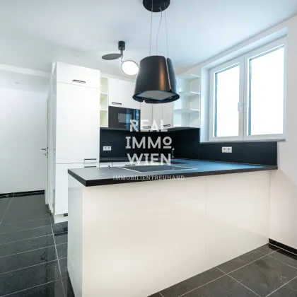 SMARTHAUS/CHALET in Schottwien: Erstbezug mit Garten, drei Terrassen und Blick auf den wunderbaren Hirschenkogel - Bild 3