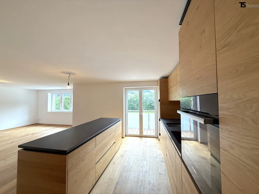 Tschagguns: 5-Zimmer-Maisonette-Wohnung ca. 141 m2 Wohnfläche mit Terrasse ca. 16 m2 und Balkon ca. 4,5 m2 - Bild 1