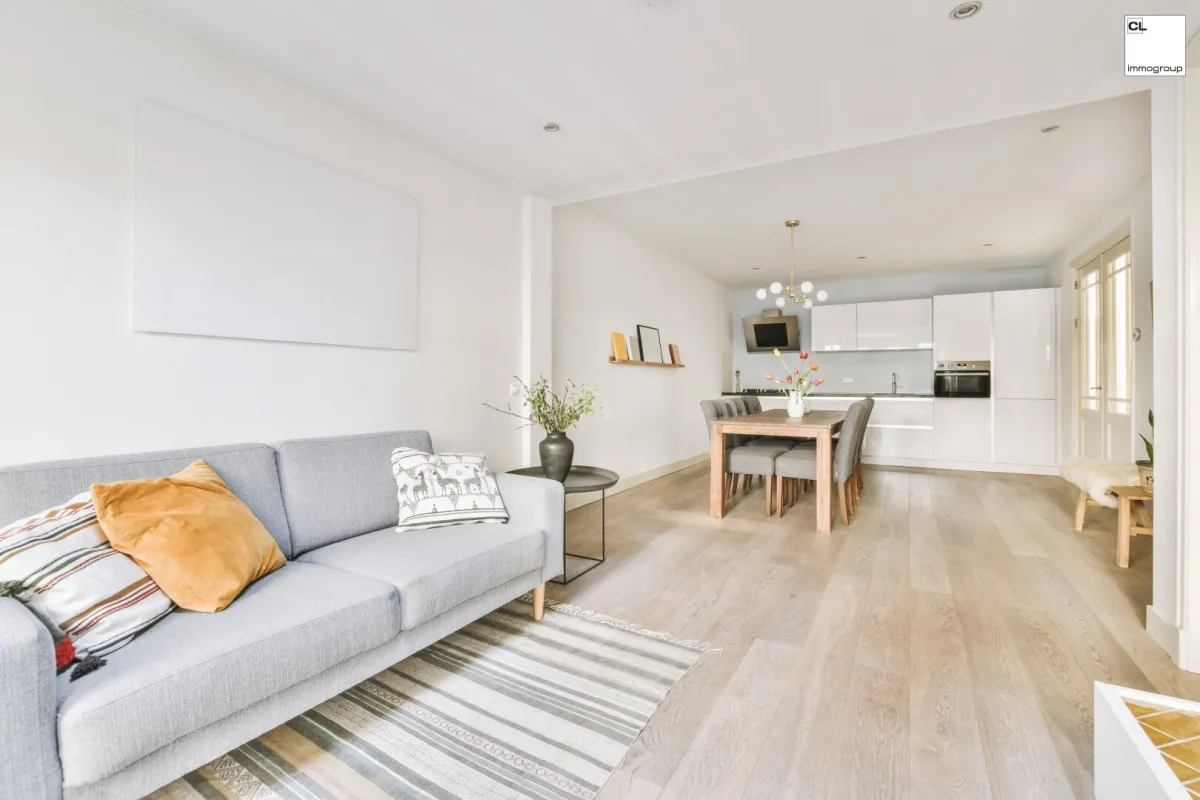 Moderne 2-Zimmer-Wohnung in Neumarkt am Wallersee – Erstbezug mit Balkon! - Bild 1