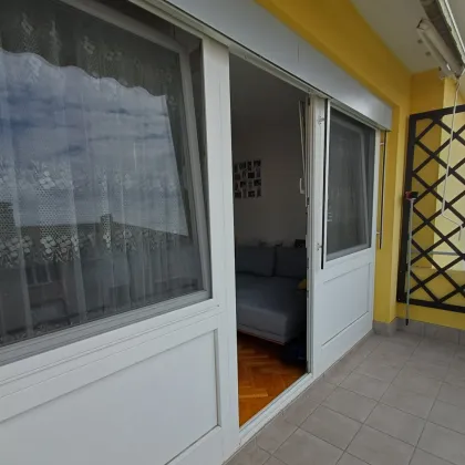 Nahe Stadtzentrum - Generalsanierte 3 ZI mit 2 Balkone - Bild 2