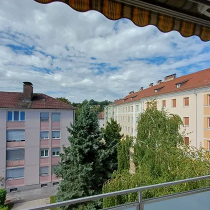 Nahe Stadtzentrum - Generalsanierte 3 ZI mit 2 Balkone - Bild 3