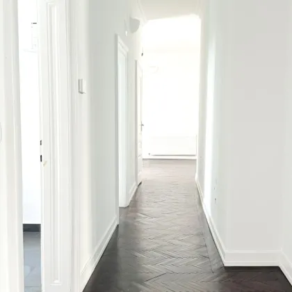 REPRÄSENTATIVES STILUNIKAT IN TOPLAGE - PRACHTVOLLE WOHNUNG - GRÜNBLICK - BESTE MIKROLAGE - HERRLICHER GRUNDRISS - 3. WOHNETAGE - GRÜNDERZEITJUWEL - 5 oder 6 ZIMMER VARIANTEN - Bild 3