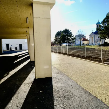 Überdachte & freie Parkplätze in ZENTRUMSLAGE WR. NEUDORF - BADNER BAHN! - Bild 3