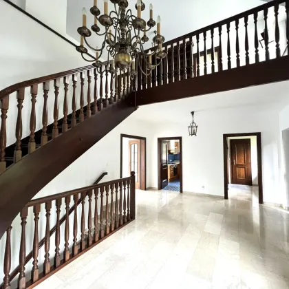 (!) Großzügige Villa in Badener Bestlage am Mitterberg mit prächtigem Garten - zentrumsnahe, eine echte Rarität (!) - Bild 2