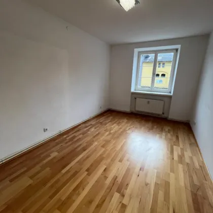 "Astreine gemütliche Zweieinhalbzimmerwohnung im Bezirk Gries zur Miete!" WG geeignet. - Bild 2