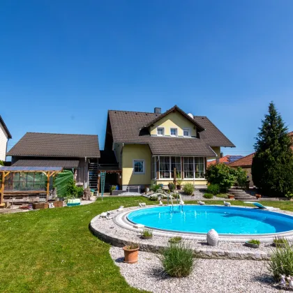 Einfamilienhaus auf großem Grundstück mit Doppelgarage, Pool und Wintergarten in Asten - Bild 2