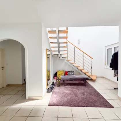 Einfamilienhaus mit Pool, Sauna & Wohnkeller auf Eigengrund in Toplage von Baden bei Wien - Bild 3