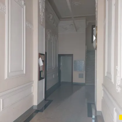 Attraktives Büro mit eigener Garage und zusätzlicher Lagerfläche - Bild 3