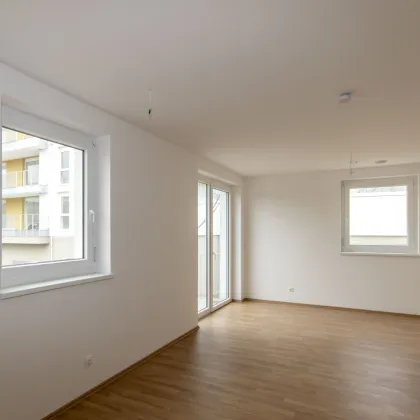 ERSTBEZUG: moderne Wohnung mit großem Balkon - Bild 3