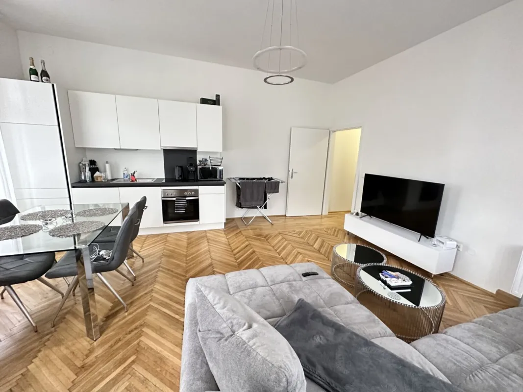 Provisionsfrei! Geförderte, wunderschöne 2-Zimmer-Wohnung mit Loggia im Zentrum von Mürzzuschlag - Das „Ankerhaus“ - Bild 1