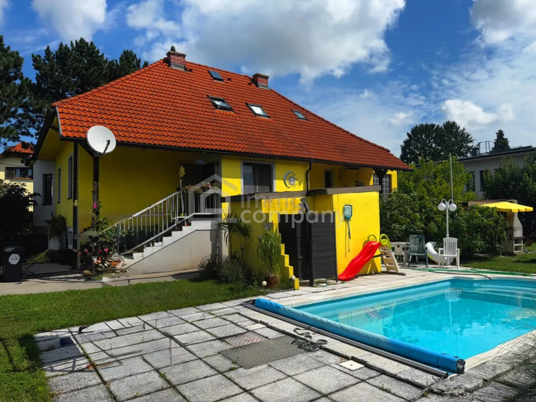 Sonniges Eckgrundstück mit charmantem Einfamilienhaus – großes Potenzial in ruhiger Nachbarschaft! - Bild 1