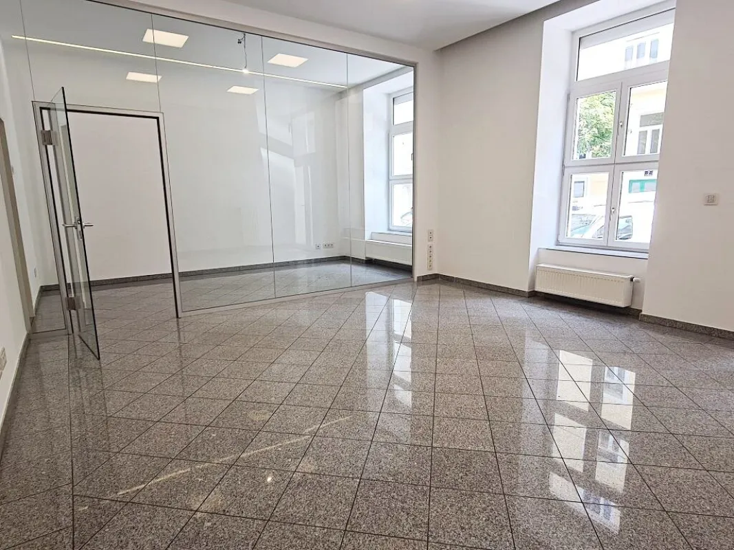 KEILGASSE, straßenseitiges 114 m2 Geschäftslokal - Büro - Praxis, 3 Räume, Küche, Sanitäranlagen, Belvedere-Nähe - Bild 1