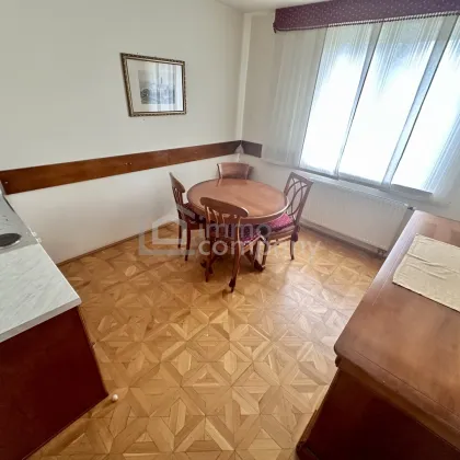 Gemütliche Wohnung in Lassee: 39m² mit Stadtblick, Einbauküche und Parkplatz! - Bild 3