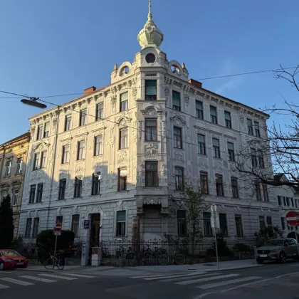 Julienhof – Historischer Altbau mit zeitlosem Charme und Potenzial - Bild 2
