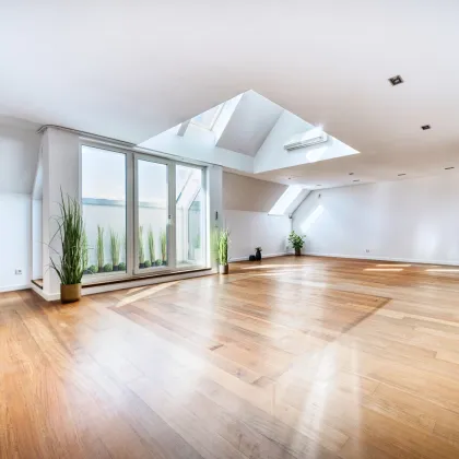 Nähe 1. Bezirk  I  VIT VIENNA - Penthouse mit 3 Terrassen - zwischen Börse und Votivkirche - Bild 2