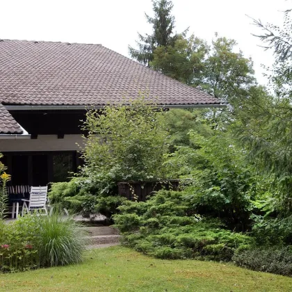 Velden - Ein/Zweifamilienhaus eingebettet in wunderbare Natur,Panoramablick auf die Karawanken und Zweitwohnsitz-Widmung - Bild 2