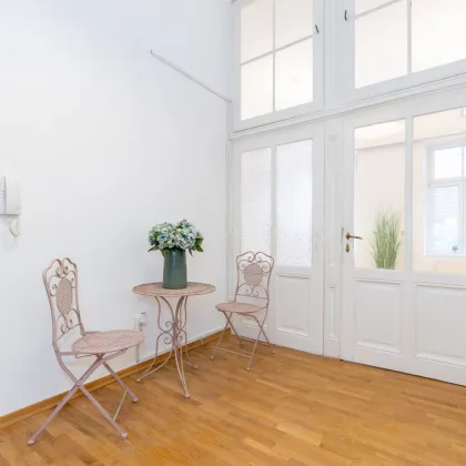 Ein Haus mit Geschichte | Stilvolles Büro direkt in der Fußgängerzone von Baden - Bild 2