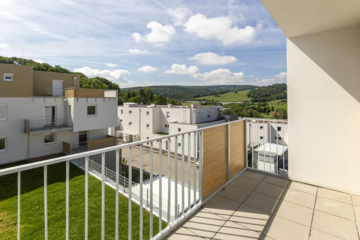 Moderne, südostseitige Erstbezugswohnung - Bild 1