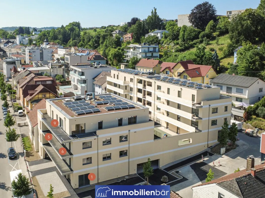 Wohnen im Zentrum von Grieskirchen - Top 2 Zimmer Anlage Immobilie mit Balkon und Weitblick - Bild 1