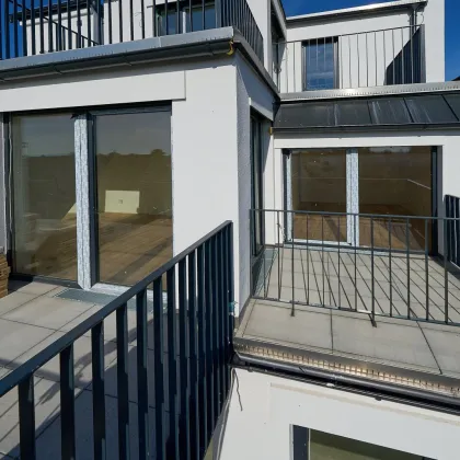 ‼️ AKTION ‼️ ++ 19 EIGENTUMSWOHNUNGEN ++ SCHLÜSSELFERTIG ++ URBAN + NATUR ++ ZWISCHEN SEESTADT UND LOBAU ++ 1220 WIEN ++  ++ BALKON / TERRASSE / LOGGIA / GARTEN / KELLER ++ 2–4 ZIMMER ++ - Bild 3