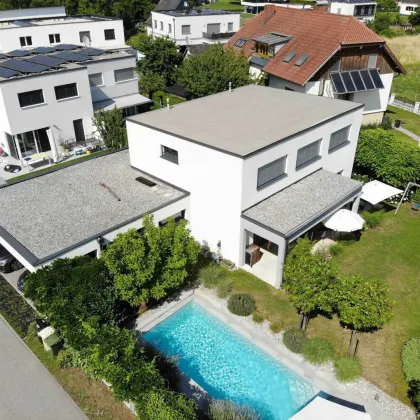 Wunderschöne modernes Wohnhaus mit Pool und Doppelcarport zu verkaufen - Bild 2