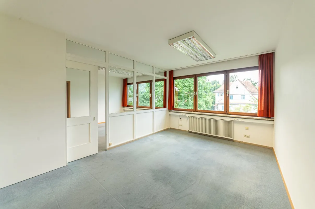 Helles Büro in Altach: 17 m² oder  34 m² mit Parkplatz - Attraktive Möglichkeit für dein Unternehmen! - Bild 1