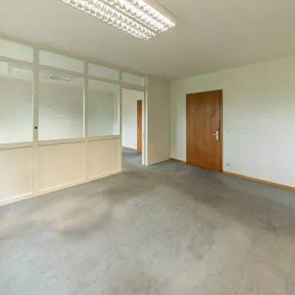 Helles Büro in Altach: 17 m² oder  34 m² mit Parkplatz - Attraktive Möglichkeit für dein Unternehmen! - Bild 3