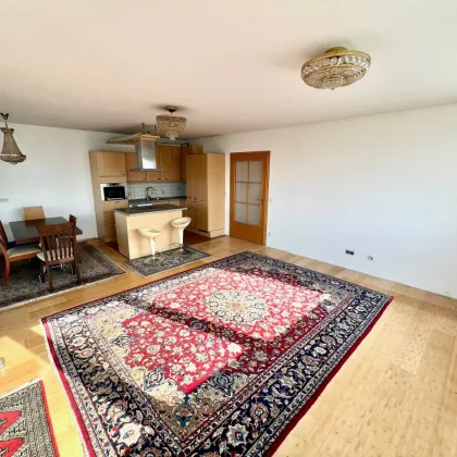 Stilvoll wohnen in attraktiver Lage - 2 Zimmer Wohnung mit Loggia zu kaufen! - Bild 2