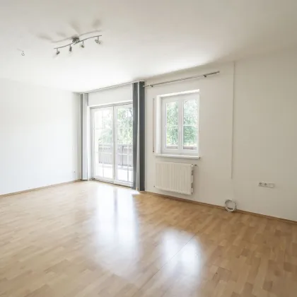 Geräumiges 2-Familien-Wohnhaus - Bild 3