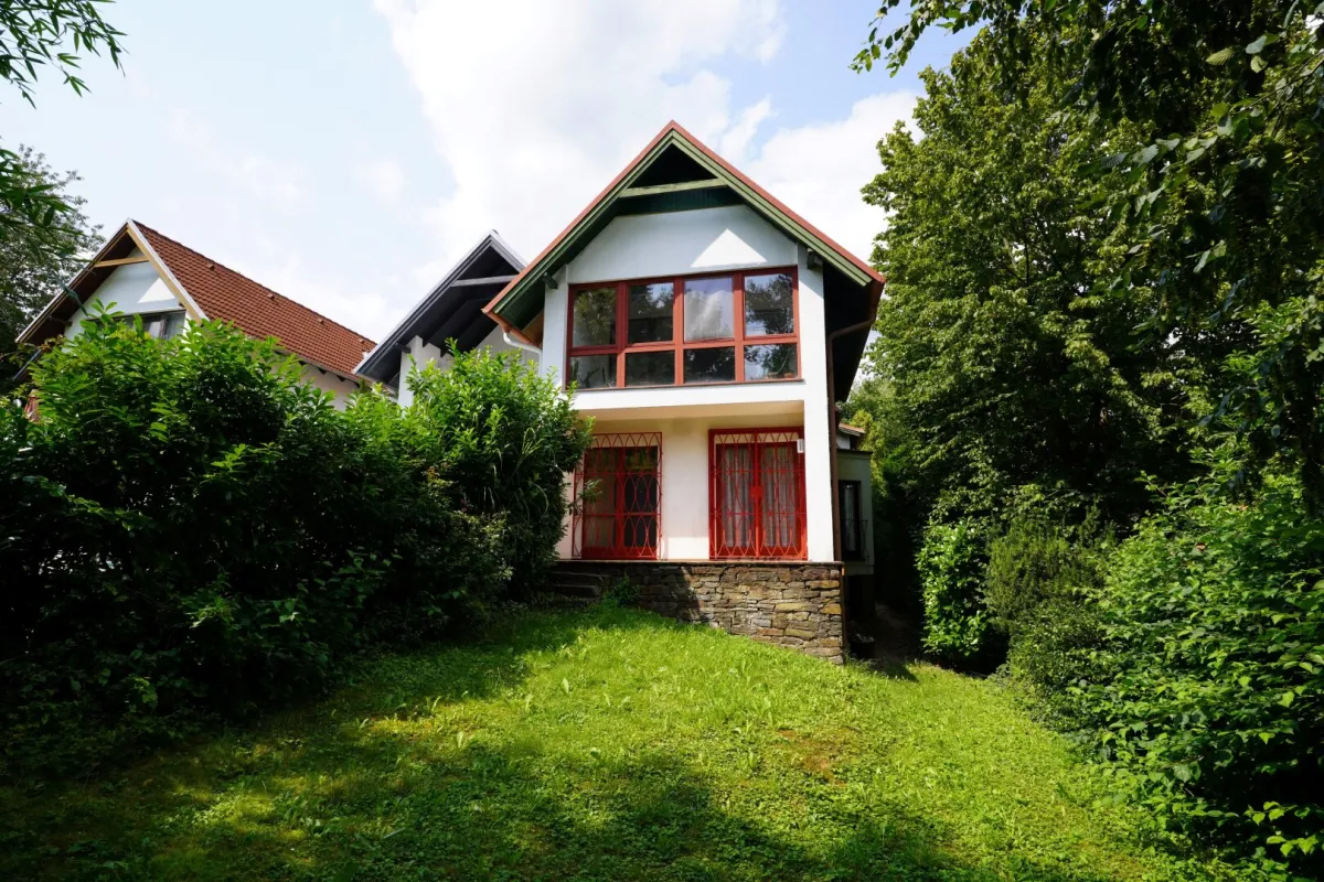 Doppelhaushälfte in Eichgraben: Ihr neues Zuhause mit Garten und Balkon - Bild 1