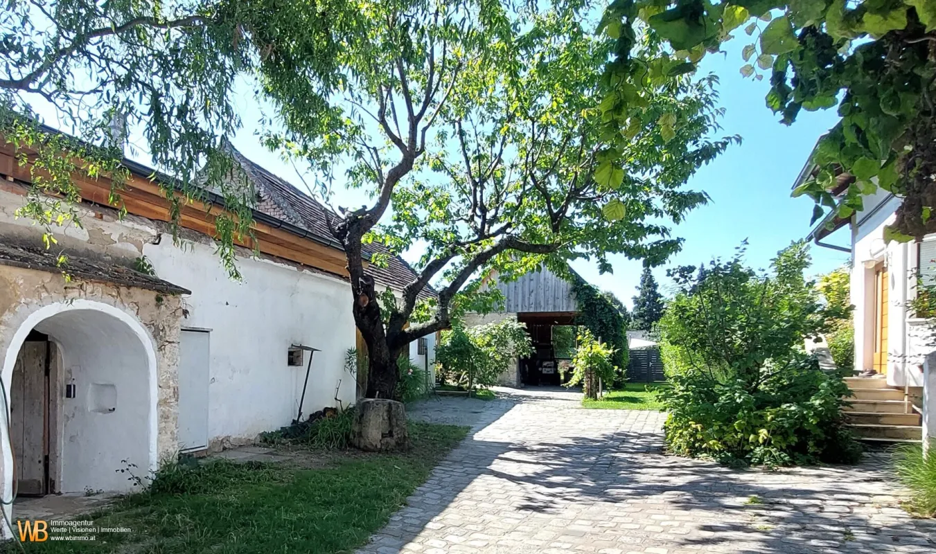 190m² WFL mit 2 Wohneinheiten + 300m² Garten + 115m² Lagerräume - Bild 1