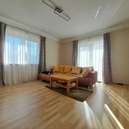 Geräumiges Ein- oder Zweifamilienhaus in sonniger und ruhiger Wohnlage - Bild 3