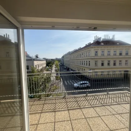Traumhafte 3- Zimmer Dachgeschoßwohnung über zwei Etagen mit Terrasse - Bild 3