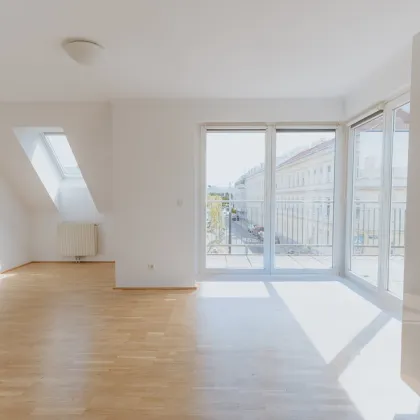Traumhafte 3- Zimmer Dachgeschoßwohnung über zwei Etagen mit Terrasse - Bild 2