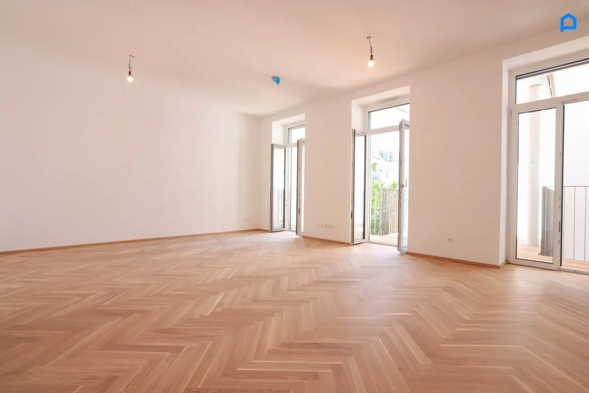 ERSTBEZUG, RUHIG, JETZT einziehen! Kernsanierter Albau mit modernster Ausstattung 106 m² Wohnfläche, TOP16 / 4 Zimmer plus Nebenräume 13,4m² SW-Balkon-Loggia - Bild 1