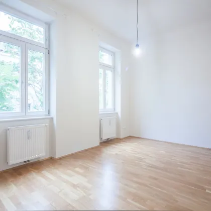 Hofseitige Altbau-Wohnung | Top Lage direkt neben U-Bahn | Balkon-Anbau möglich - Bild 2
