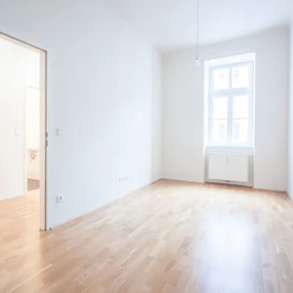 Hofseitige Altbau-Wohnung | Top Lage direkt neben U-Bahn | Balkon-Anbau möglich - Bild 3
