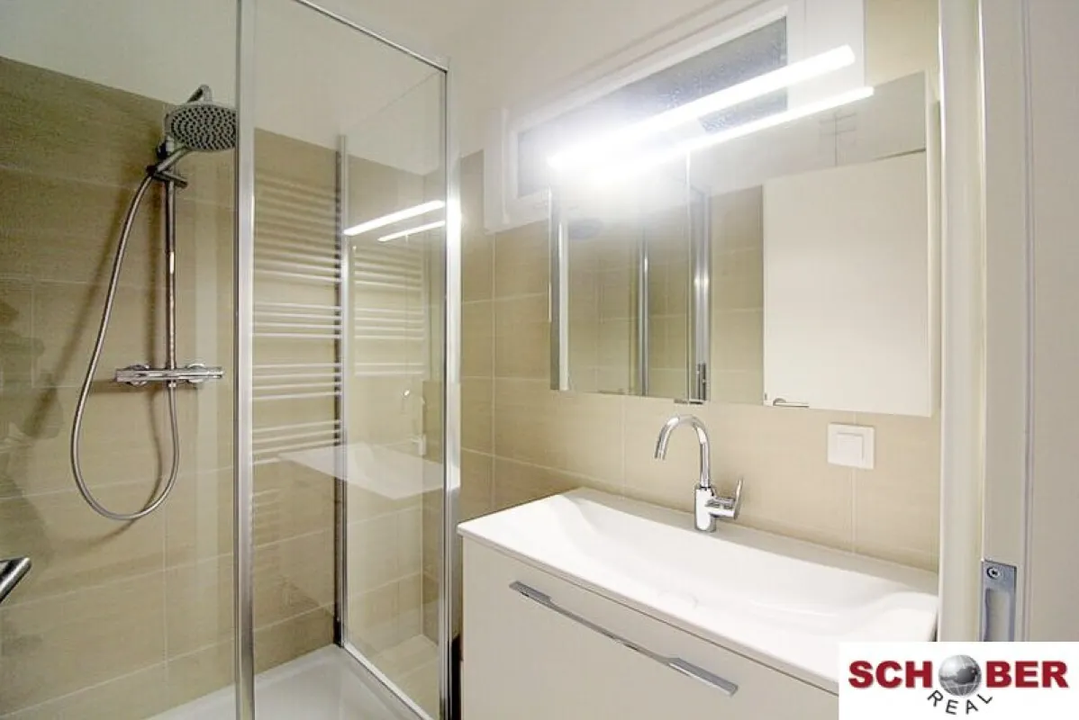 Wenige Gehminuten zur U4-Friedensbrücke - Bild 1