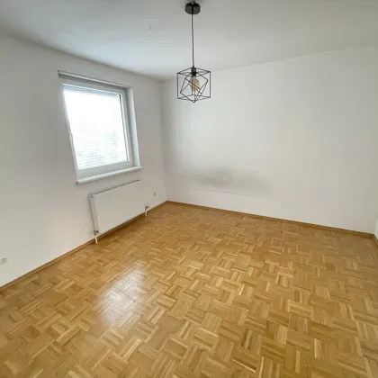Großzügige 3-Raumwohnung mit Loggia am Murufer! - Bild 3