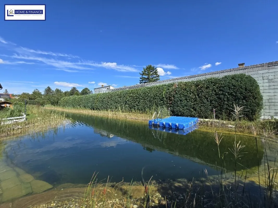 Doppelhaushälfte mit Badeteich, Sonne und Ruhe!! - Bild 1