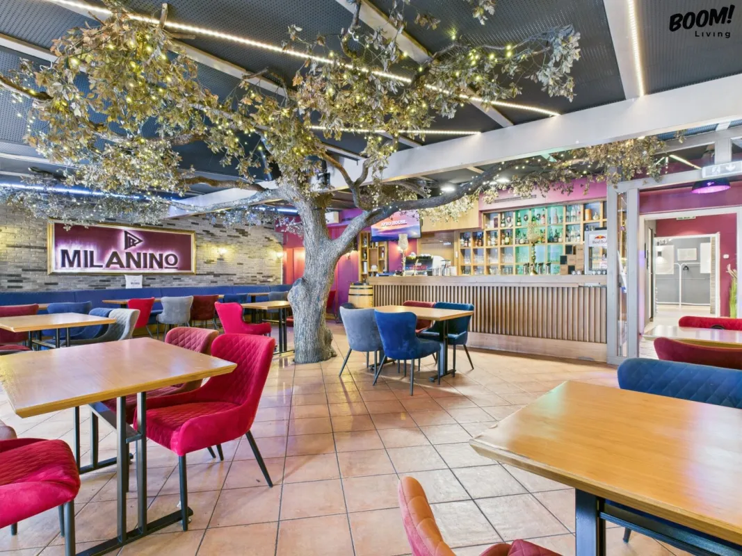 Attraktives Geschäftslokal in 1110 Wien: 1337m², Garten & Kleinhaus für 4.100€/Monat! - Bild 1