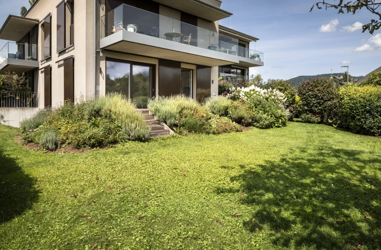 Traumhafte 4-Zimmer-Gartenwohnung im FISCHER.VILLA.PARK - Oberalm - Bild 1