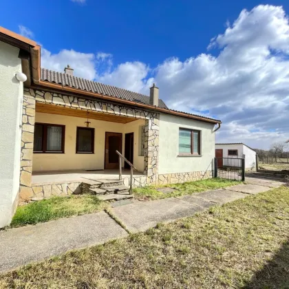 Bungalow mit großem Grund in Ruhelage - Bild 2