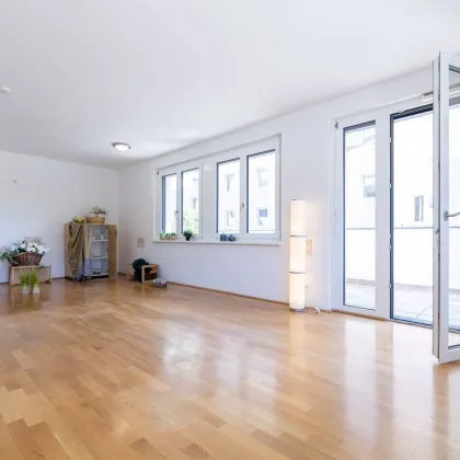 4 Zimmer | 97,6 m² + 17,3 m² Terrasse | beim Rathauspark - Bild 3