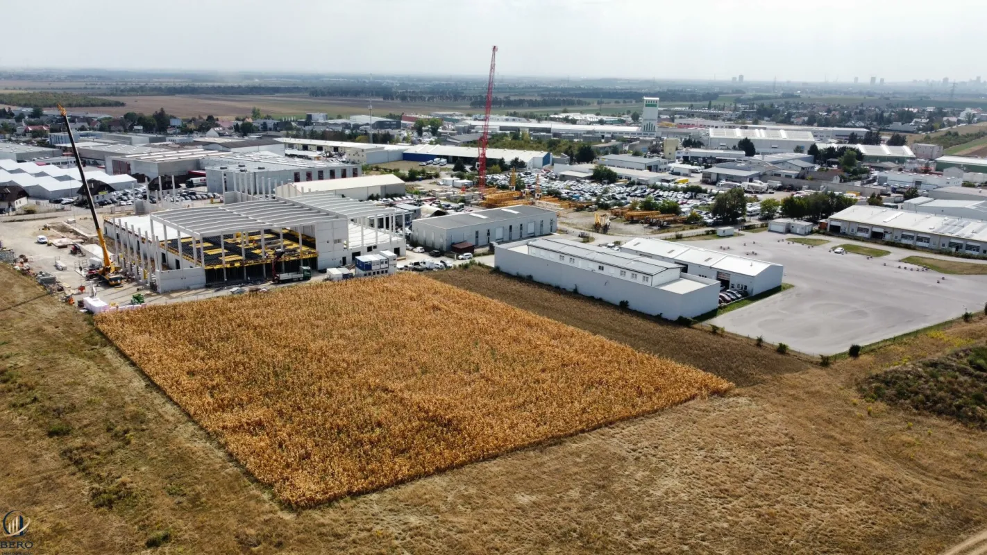 "Bauerwartungsland, unmittelbar angrenzend an den Industriepark Hagenbrunn! - Bild 1