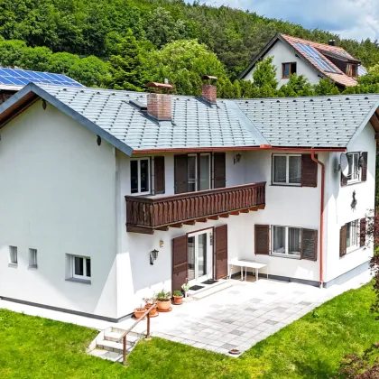 Toplage mit Weitblick: Einfamilienhaus mit großem, erweiterbarem Grundstück - Bild 3