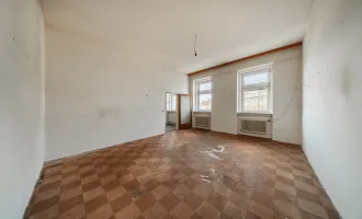 Viel Potential! Sanierungsbedürftiger 3-Zimmer-Altbau auf 3. Etage