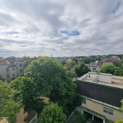 Blick über die Dächer von Döbling! Schöne 4 Zimmer Wohnung mit Rundumterrasse! Garagenplatz im EIgentum! - Bild 2