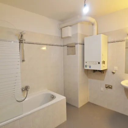 Klimatisierte 80m² DG-Maisonette mit Terrasse im renovierten Stilaltbau - 1170 Wien - Bild 3