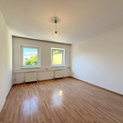 Gartenheimstraße | Helle 2-Zimmer Wohnung mit großzügigem Abstellraum | Essling - Bild 2